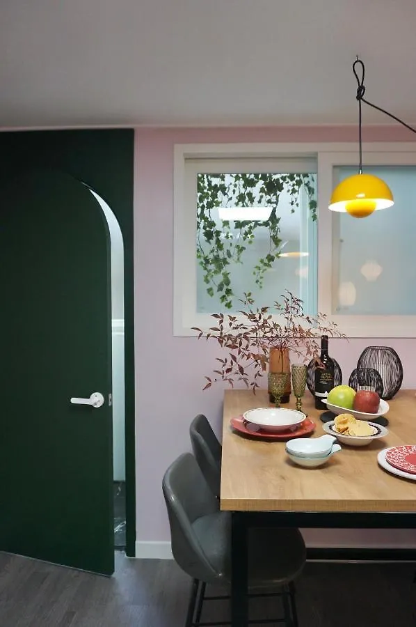 Mapo 2Bedroom House Сеул